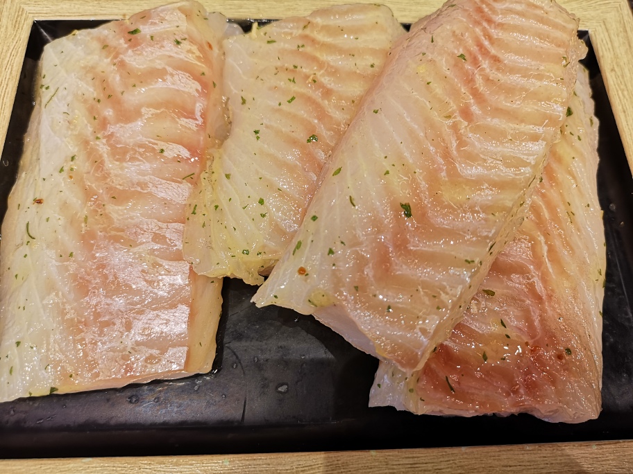 Kabeljauwfilet met kruidenboter marinade (200 gram)