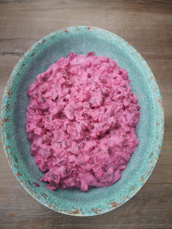 Haring met rode biet salade